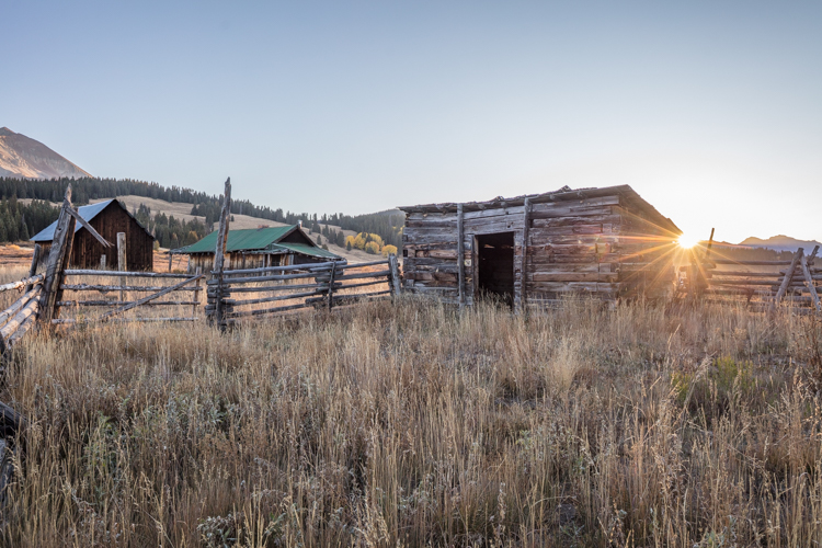 2022 Brilliant Fall Foliage in Historic Telluride - Image 14